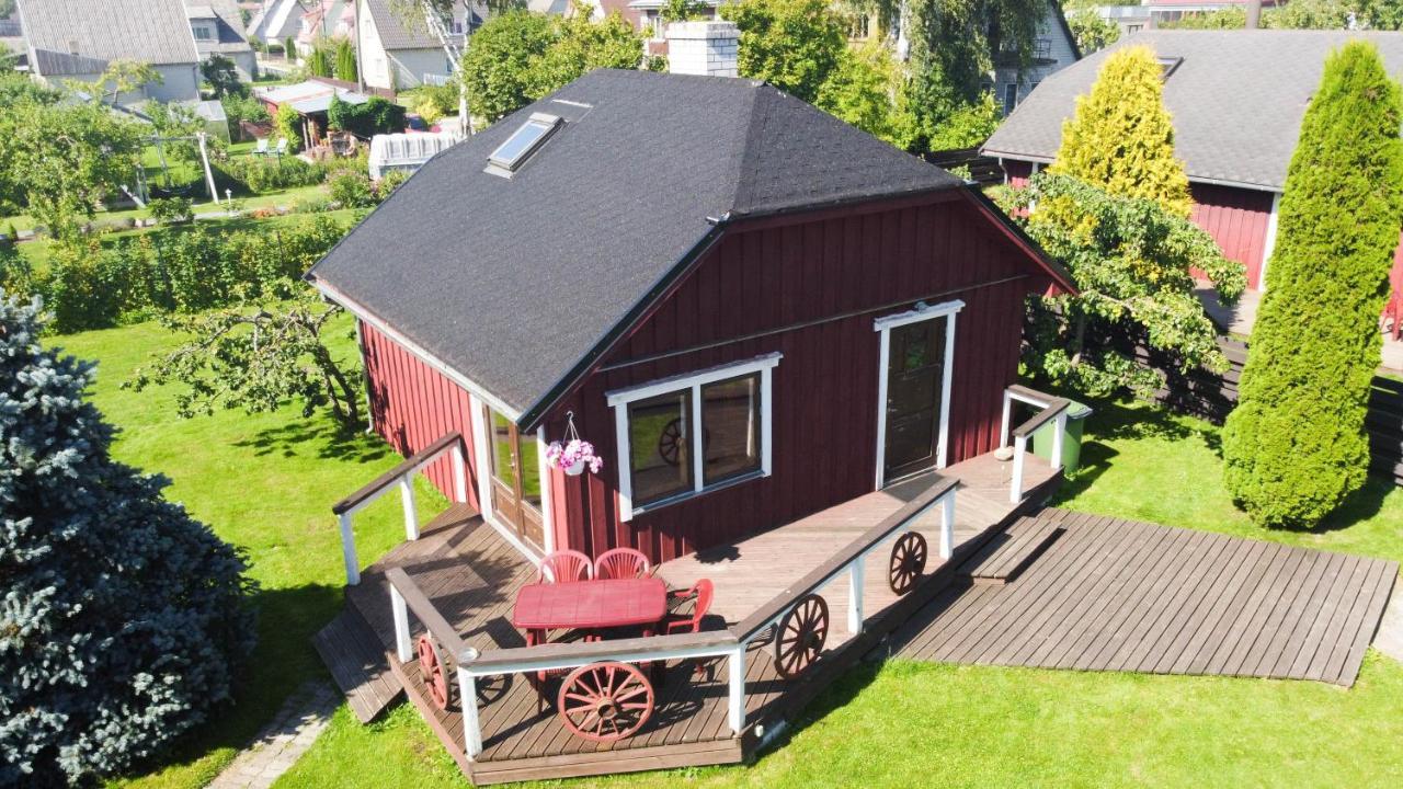 Teeny Villa Pärnu Exteriör bild